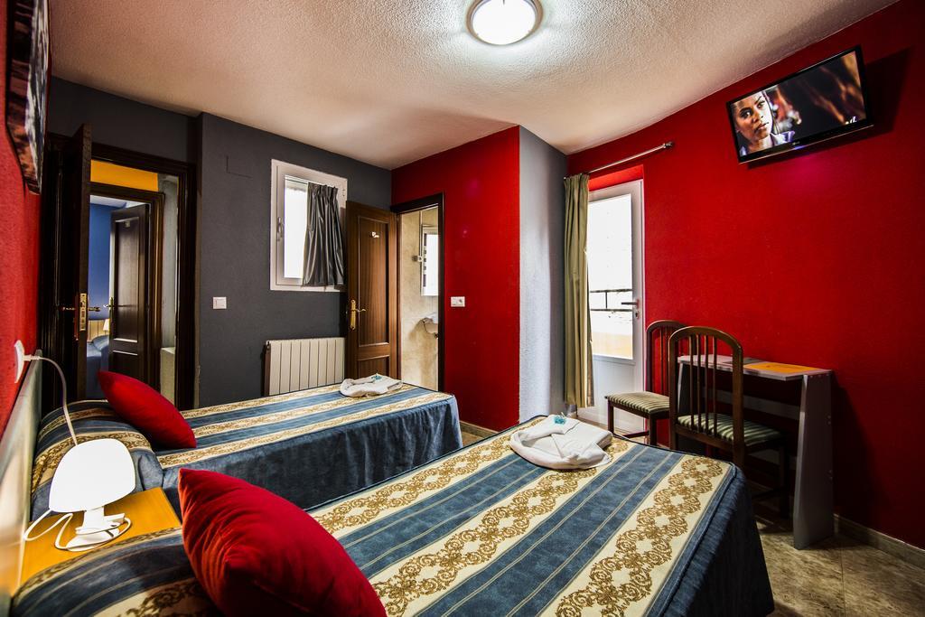 Hostal Escala Luna Salamanca Eksteriør billede