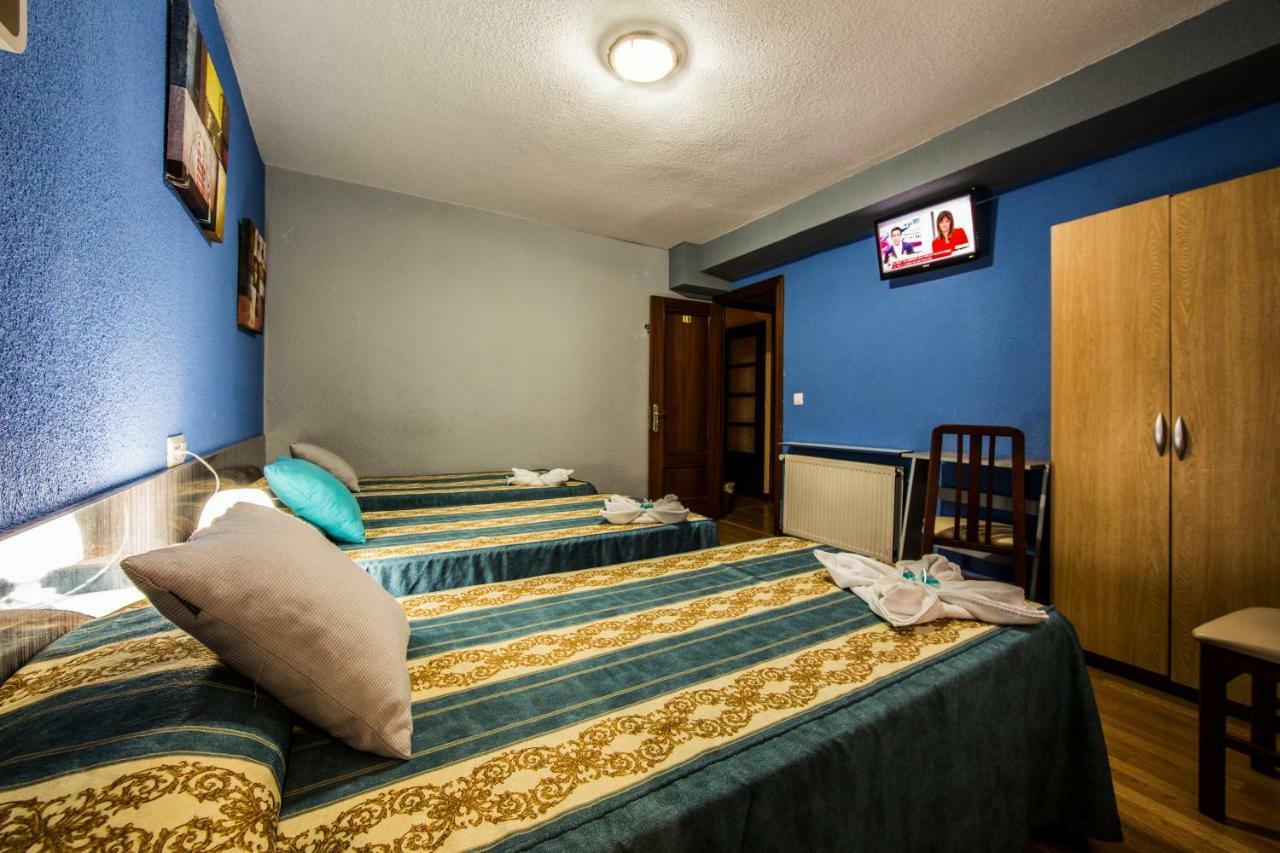 Hostal Escala Luna Salamanca Eksteriør billede